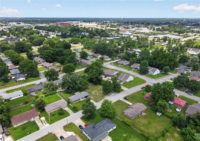 Photo 2 of Land for sale at 1208 Se D St, Bentonville, AR 72712 | MLS# 1351668 | Listing updated on 2026-08-25