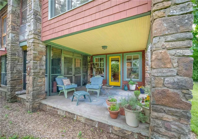 Photo 4 of Single family home for sale at 21701 Mount Gaylor Point, Winslow, AR 72959 | MLS# 1354508 | Listing updated on 2026-08-17