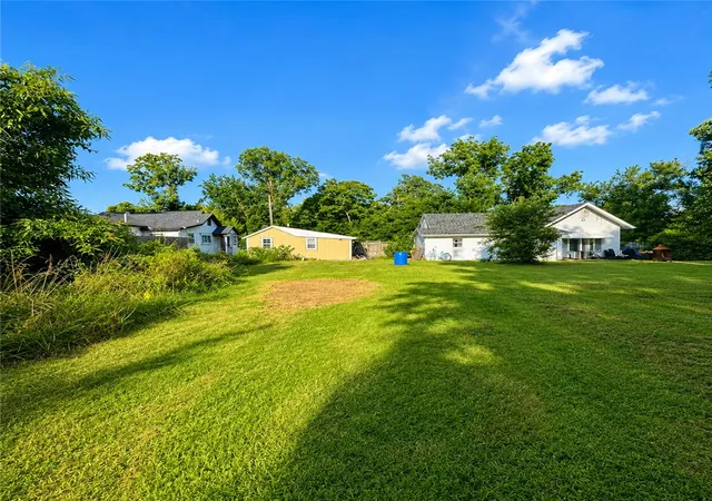 Photo 4 of Single family home for sale at 1008 N D St, Rogers, AR 72756 | MLS# 1354463 | Listing updated on 2026-08-25