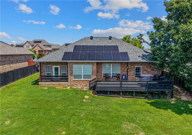 Photo 3 of Single family home for sale at 420 Asboth Dr, Centerton, AR 72719 | MLS# 1354795 | Listing updated on 2026-08-19
