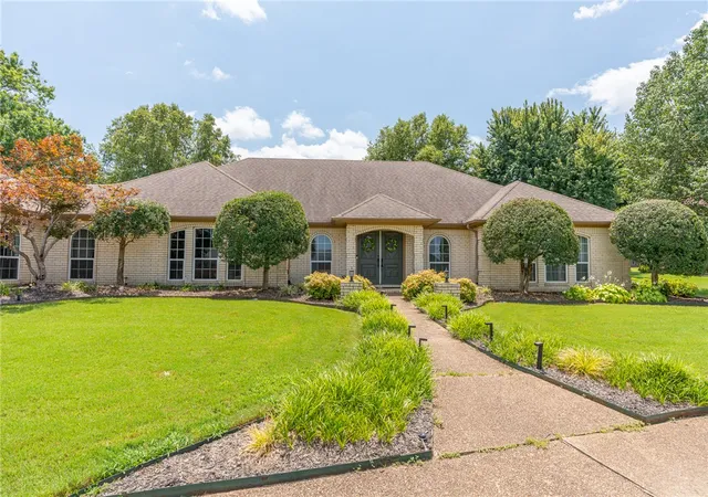 1st image of 2412 Fianna Wy, Fort Smith, AR 72908 | MLS# 1354401