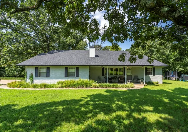 Photo 1 of Sale Pending at 22013 Meadow Wood Dr, Siloam Springs, AR 72761 | MLS# 1355038 | Listing updated on 2026-08-19