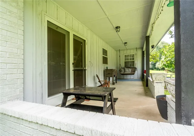 Photo 2 of Sale Pending at 22013 Meadow Wood Dr, Siloam Springs, AR 72761 | MLS# 1355038 | Listing updated on 2026-08-19