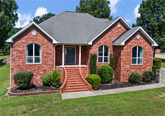 2nd image of 751 Walthall Rd, Russellville, AR 72802 | MLS# 1355065