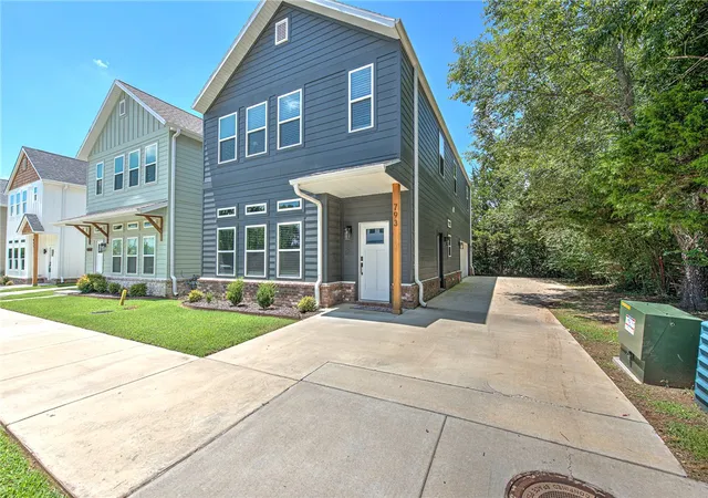 Photo 1 of Single family home for sale at 793 S Jagger Ln, Fayetteville, AR 72701 | MLS# 1355209 | Listing updated on 2026-08-26
