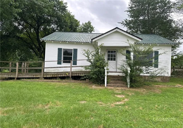 1st image of 7512 Hwy 103, Clarksville, AR 72830 | MLS# 1355413