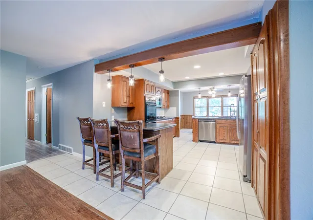 Photo 4 of Single family home for sale at 809 Summit Loop, Rogers, AR 72756 | MLS# 1355404 | Listing updated on 2026-09-23