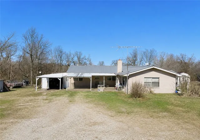 2nd image of 21942 510 Rd, Colcord, OK 74338 | MLS# 1355555