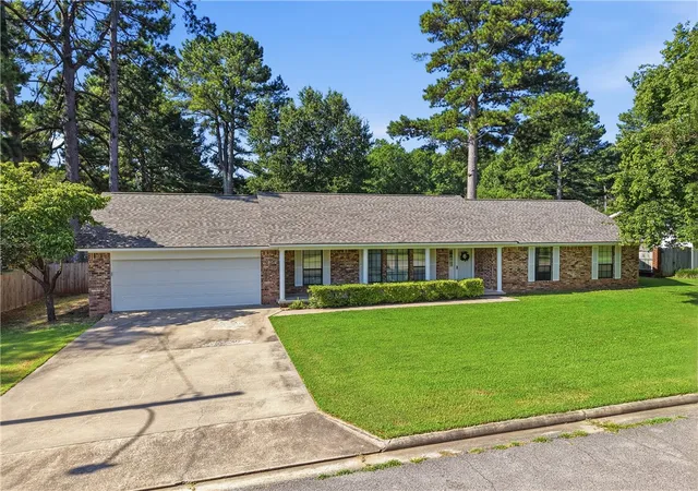 Photo 2 of Sale Pending at 2503 W 2nd Place, Russellville, AR 72801 | MLS# 1355462 | Listing updated on 2026-08-10