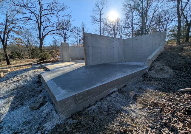 Photo 4 of Single family home for sale at 8412 Cottonwood Rd, Harrison, AR 72601 | MLS# 1355667 | Listing updated on 2026-08-20