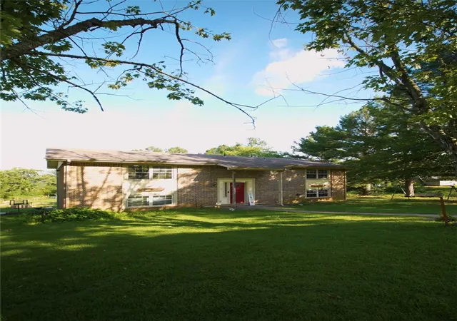 1st image of 4831 Business Hwy 412, Huntsville, AR 72740 | MLS# 1355381