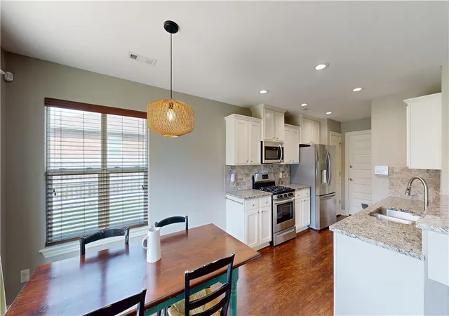 Photo 4 of Single family home for sale at 143 Alexandra Loop, Elkins, AR 72727 | MLS# 1355841 | Listing updated on 2026-09-21