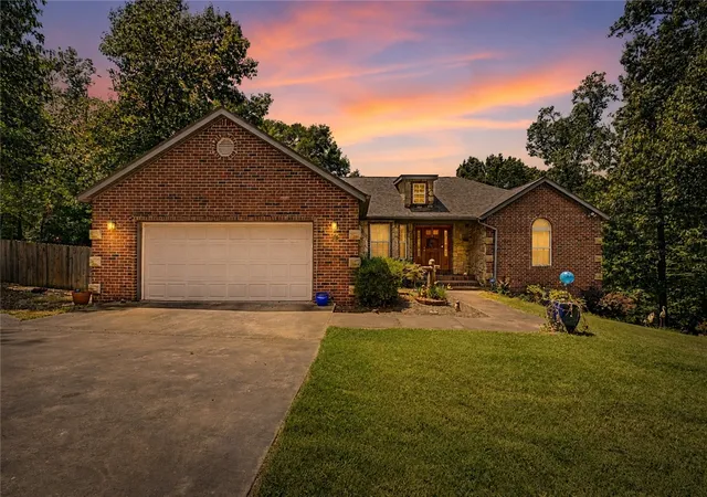 33rd image of 5 Queensborough Dr, Bella Vista, AR 72715 | MLS# 1355503