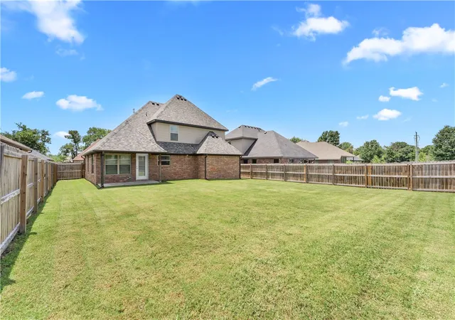 Photo 28 of Sale Pending at 711 Taylor St, Siloam Springs, AR 72761 | MLS# 1355777 | Listing updated on 2026-08-21