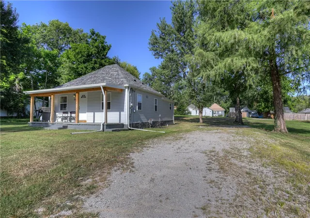 24th image of 717 N Adams St, Nevada, MO 64772 | MLS# 1355914