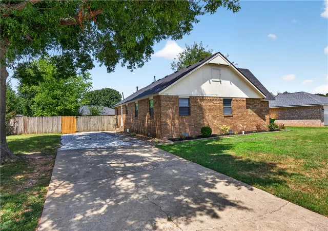 3rd image of 3164 Adrian Ave, Springdale, AR 72764 | MLS# 1355825