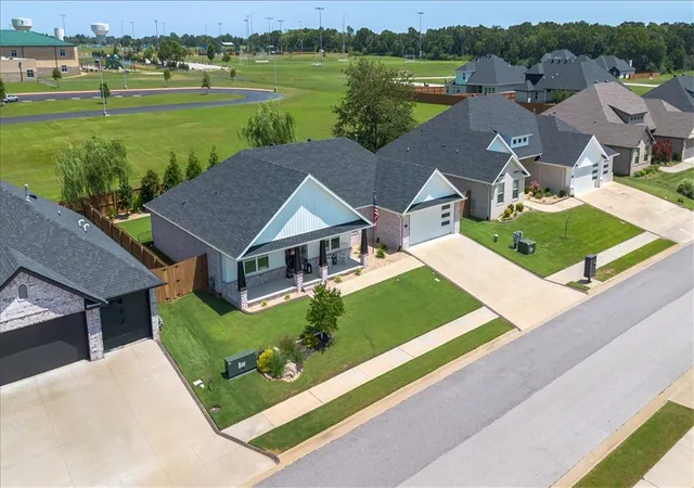 Photo 3 of Sale Pending at 700 Morgan St, Centerton, AR 72719 | MLS# 1356312 | Listing updated on 2026-08-20