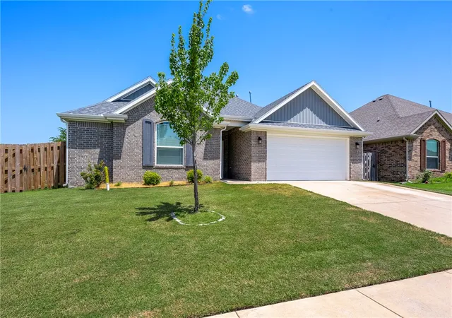 2nd image of 712 Diamond Ave, Lowell, AR 72745 | MLS# 1356323
