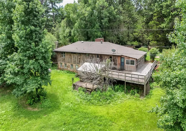 Photo 4 of Single family home for sale at 1060 Wheeler Bnd Rd, Russellville, AR 72802 | MLS# 1356357 | Listing updated on 2026-08-10