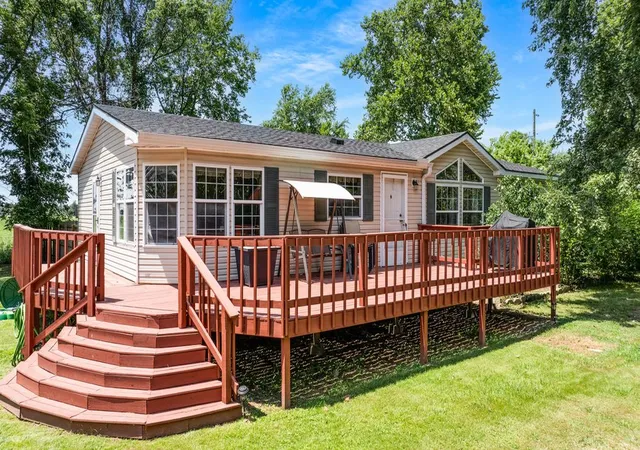 Photo 1 of Sale Pending at 23991 Floyd Moore Rd, Gentry, AR 72734 | MLS# 1356629 | Listing updated on 2026-08-21