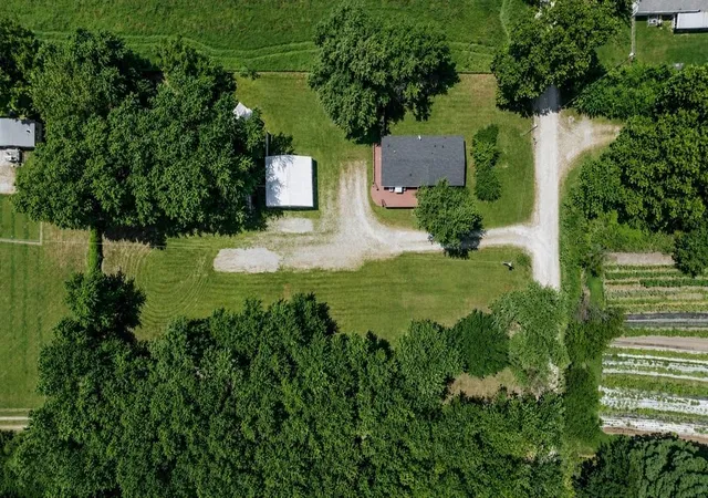 Photo 2 of Sale Pending at 23991 Floyd Moore Rd, Gentry, AR 72734 | MLS# 1356629 | Listing updated on 2026-08-21