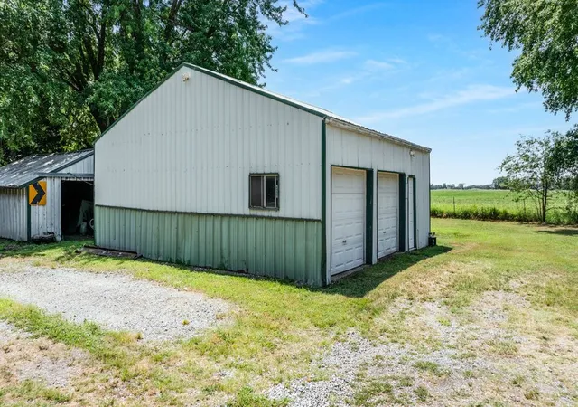Photo 3 of Sale Pending at 23991 Floyd Moore Rd, Gentry, AR 72734 | MLS# 1356629 | Listing updated on 2026-08-21