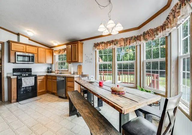 Photo 4 of Sale Pending at 23991 Floyd Moore Rd, Gentry, AR 72734 | MLS# 1356629 | Listing updated on 2026-08-21