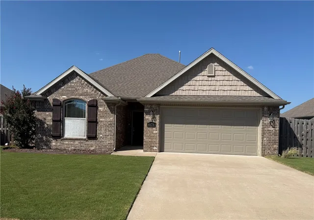 Photo 1 of Single family home for sale at 4678 W Croft Dr, Fayetteville, AR 72704 | MLS# 1356658 | Listing updated on 2026-08-20