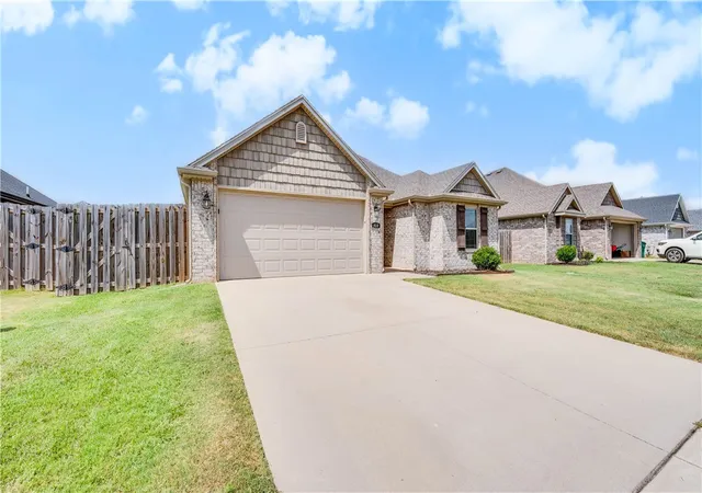 20th image of 910 Sassafras Ln, Centerton, AR 72719 | MLS# 1356670