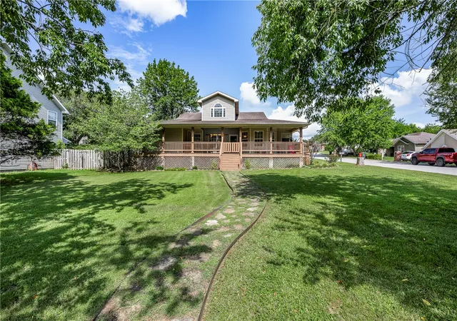 Photo 1 of Single family home for sale at 20600 Lakeshore Dr, Springdale, AR 72764 | MLS# 1356410 | Listing updated on 2026-08-23