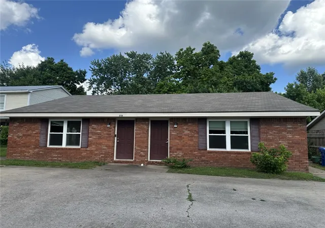 1st image of 2748 & 2750 N Arroyo Ave, Fayetteville, AR 72703 | MLS# 1356360