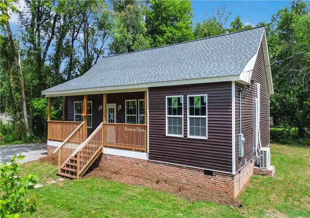 Photo 2 of Sale Pending at 262 Dallas St Sw, Gravette, AR 72736 | MLS# 1356706 | Listing updated on 2026-08-09