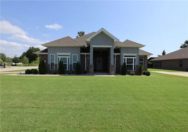 Photo 2 of Single family home for sale at 124 Cody John Way, Carl Junction, MO 64834 | MLS# 1356651 | Listing updated on 2026-07-27