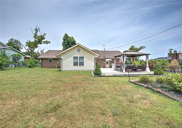 Photo 2 of Single family home for sale at 1104 Pine St, Rogers, AR 72756 | MLS# 1356438 | Listing updated on 2026-08-24