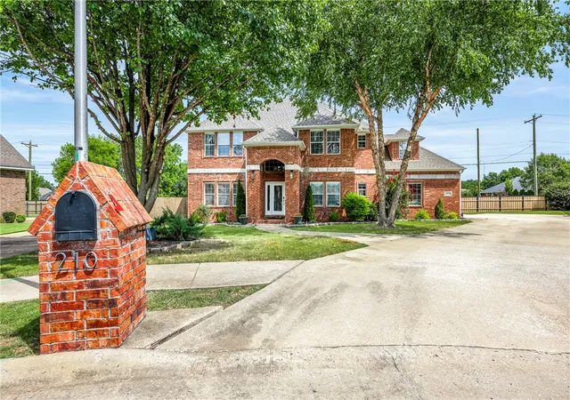 Photo 40 of Single family home for sale at 210 Nw Olinka Pass St, Bentonville, AR 72712 | MLS# 1356800 | Listing updated on 2026-08-26
