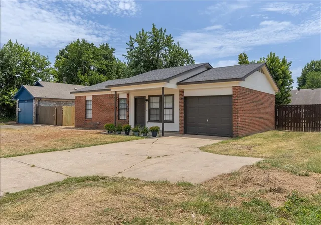 Photo 1 of Single family home for sale at 3514 W Olive St, Rogers, AR 72756 | MLS# 1356967 | Listing updated on 2026-08-17