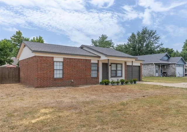 Photo 3 of Single family home for sale at 3514 W Olive St, Rogers, AR 72756 | MLS# 1356967 | Listing updated on 2026-08-17