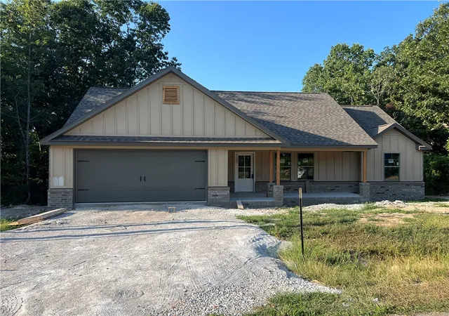 Photo 1 of Single family home for sale at 117 Salen Ln, Bella Vista, AR 72715 | MLS# 1357100 | Listing updated on 2026-08-13