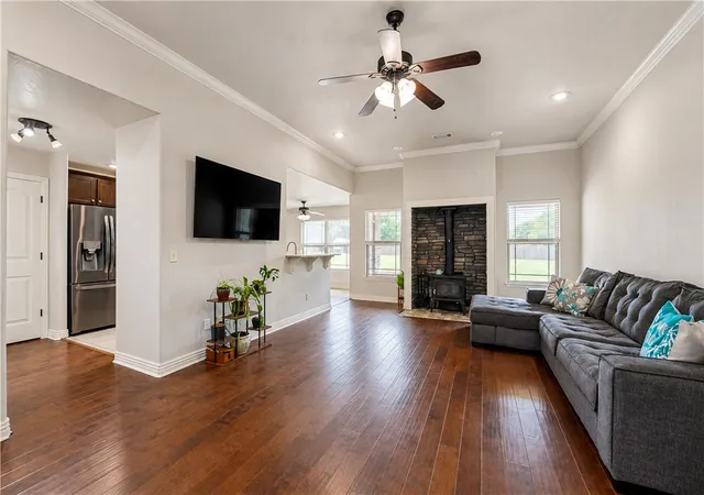 Photo 2 of Sale Pending at 3491 Gracie Dr, Lowell, AR 72745 | MLS# 1357136 | Listing updated on 2026-08-20