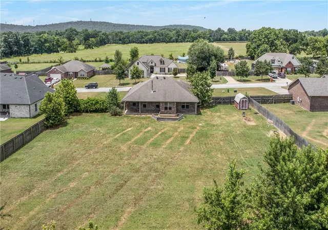 Photo 3 of Sale Pending at 3491 Gracie Dr, Lowell, AR 72745 | MLS# 1357136 | Listing updated on 2026-08-20