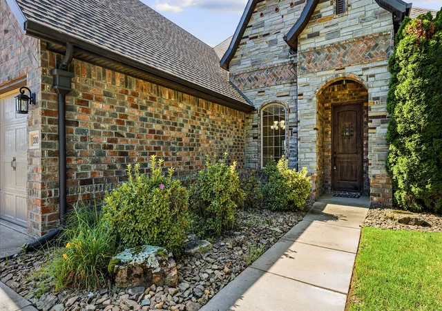 2nd image of 3305 Sw Mahogany Ave, Bentonville, AR 72713 | MLS# 1355932