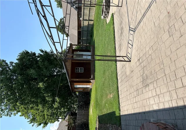 Photo 2 of Single family home for sale at 2008 W 8th Street, Russellville, AR 72801 | MLS# 1357163 | Listing updated on 2026-08-10