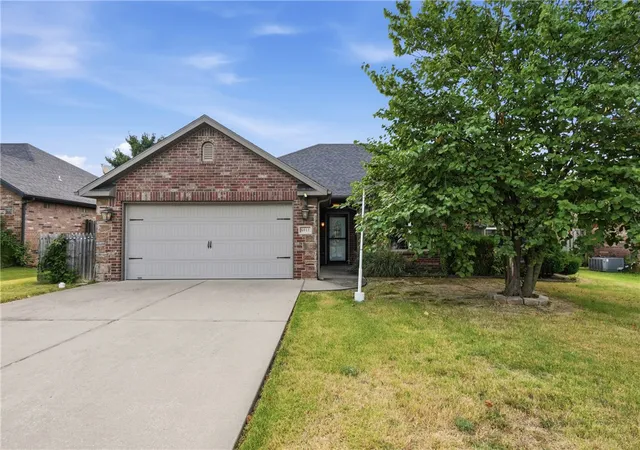 Photo 1 of Sale Pending at 6011 S 38th Street, Rogers, AR 72758 | MLS# 1356874 | Listing updated on 2026-08-10