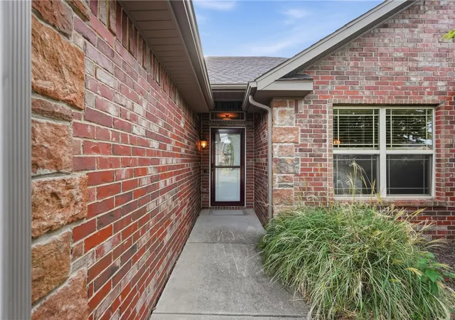 Photo 2 of Sale Pending at 6011 S 38th Street, Rogers, AR 72758 | MLS# 1356874 | Listing updated on 2026-08-10
