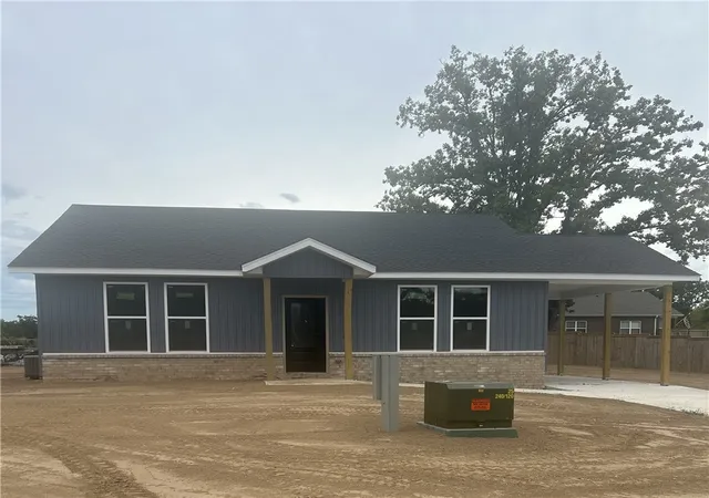 1st image of 614 Meadow Lark Rd, Watts, OK 74964 | MLS# 1356819