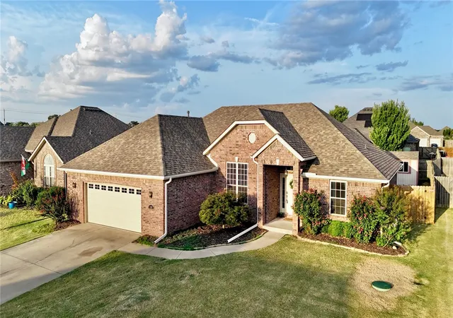 Photo 1 of Single family home for sale at 1362 Shook Dr, Cave Springs, AR 72718 | MLS# 1356448 | Listing updated on 2026-08-16