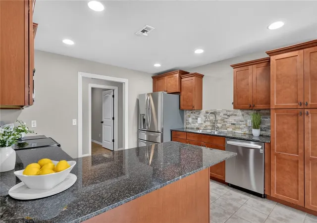 Photo 4 of Single family home for sale at 1362 Shook Dr, Cave Springs, AR 72718 | MLS# 1356448 | Listing updated on 2026-09-20