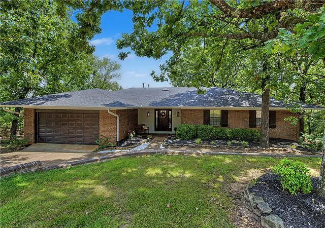 1st image of 527 Beverly Hills Dr, Van Buren, AR 72956 | MLS# 1357349
