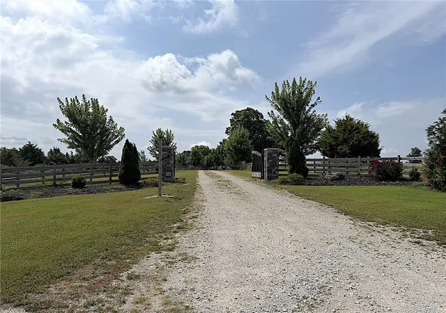 4th image of 639 Nc 1525, Compton, AR 72624 | MLS# 1357168