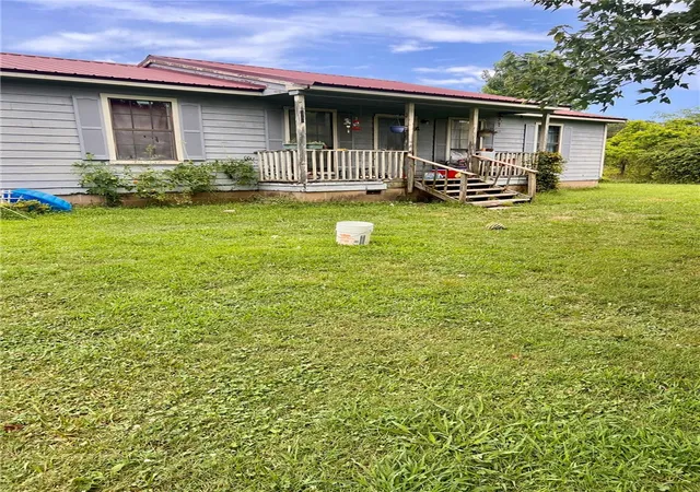 2nd image of 321 Madison 2015, Huntsville, AR 72740 | MLS# 1357443